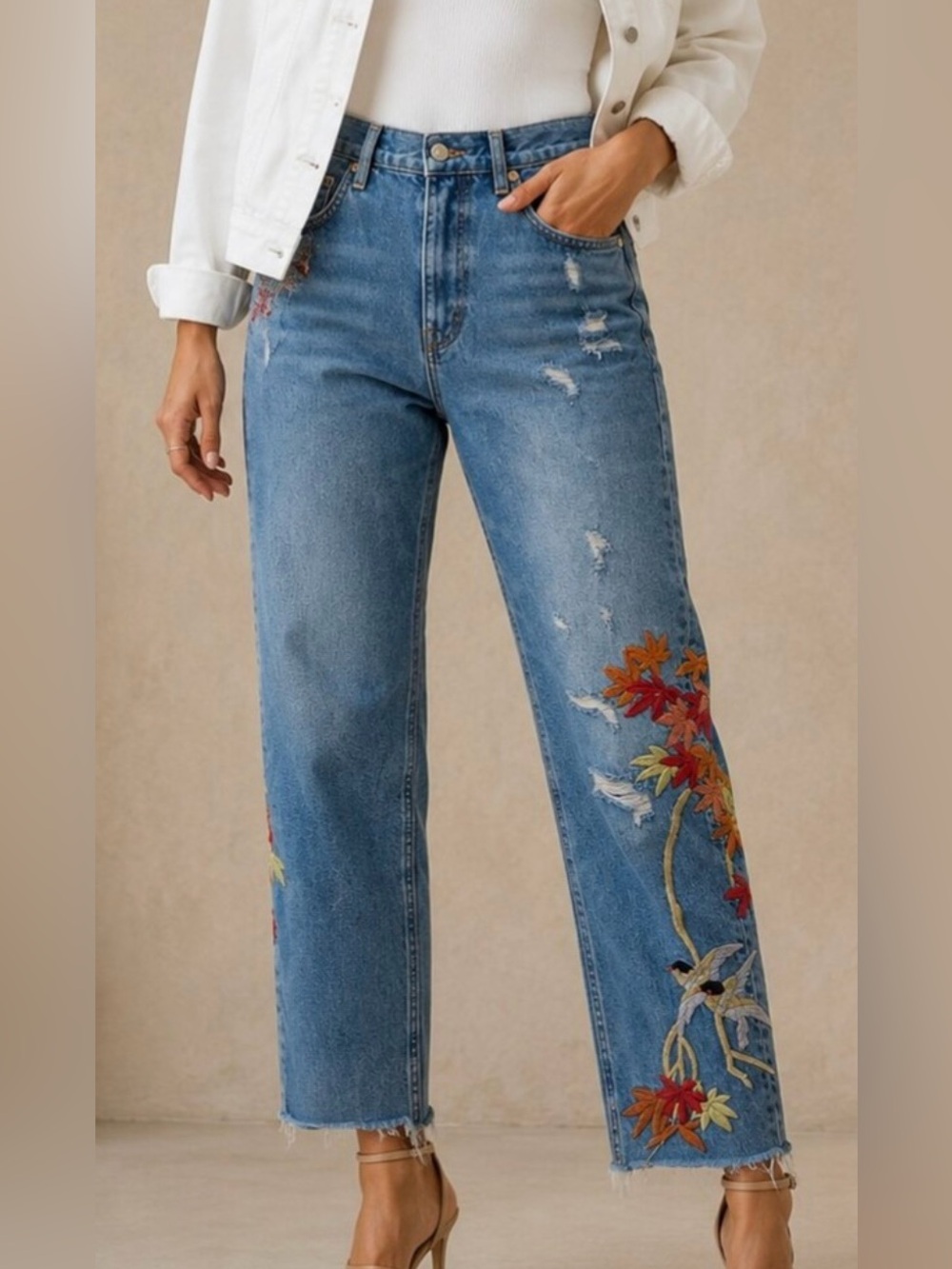 NEW Zara “The Real High-Rise Relaxed with Satin Embroidery Panel” Size 10